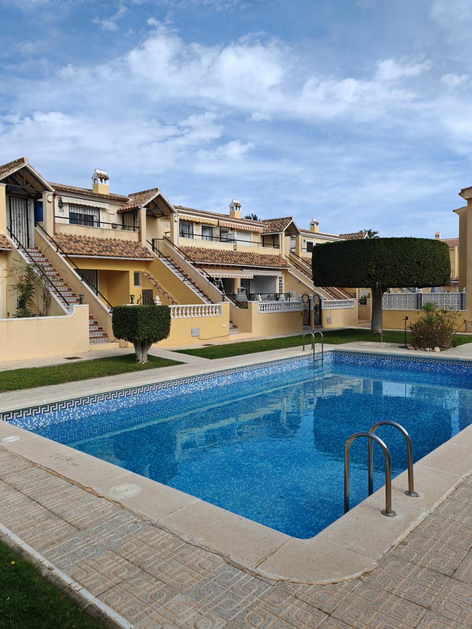 Apartment Sandy Bunker 2 Bed And Pool